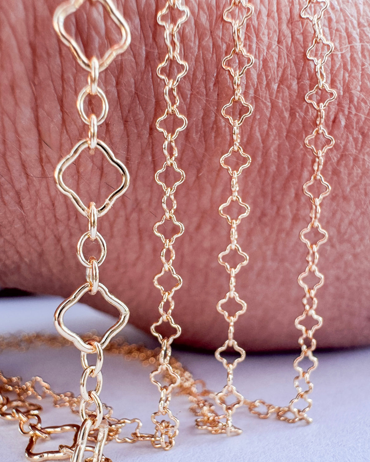 Micro Mini Clover Chain (C141)