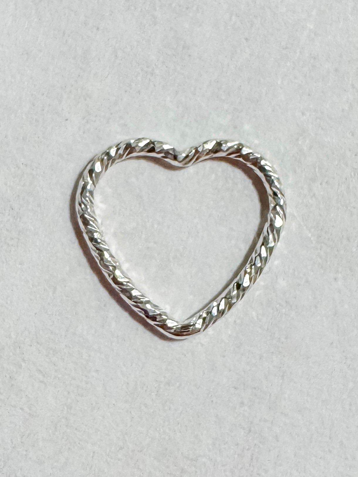 Sparkle Heart Jump Ring Connectors Permanent Jewelry (Set of 2) - 10mm wire heart