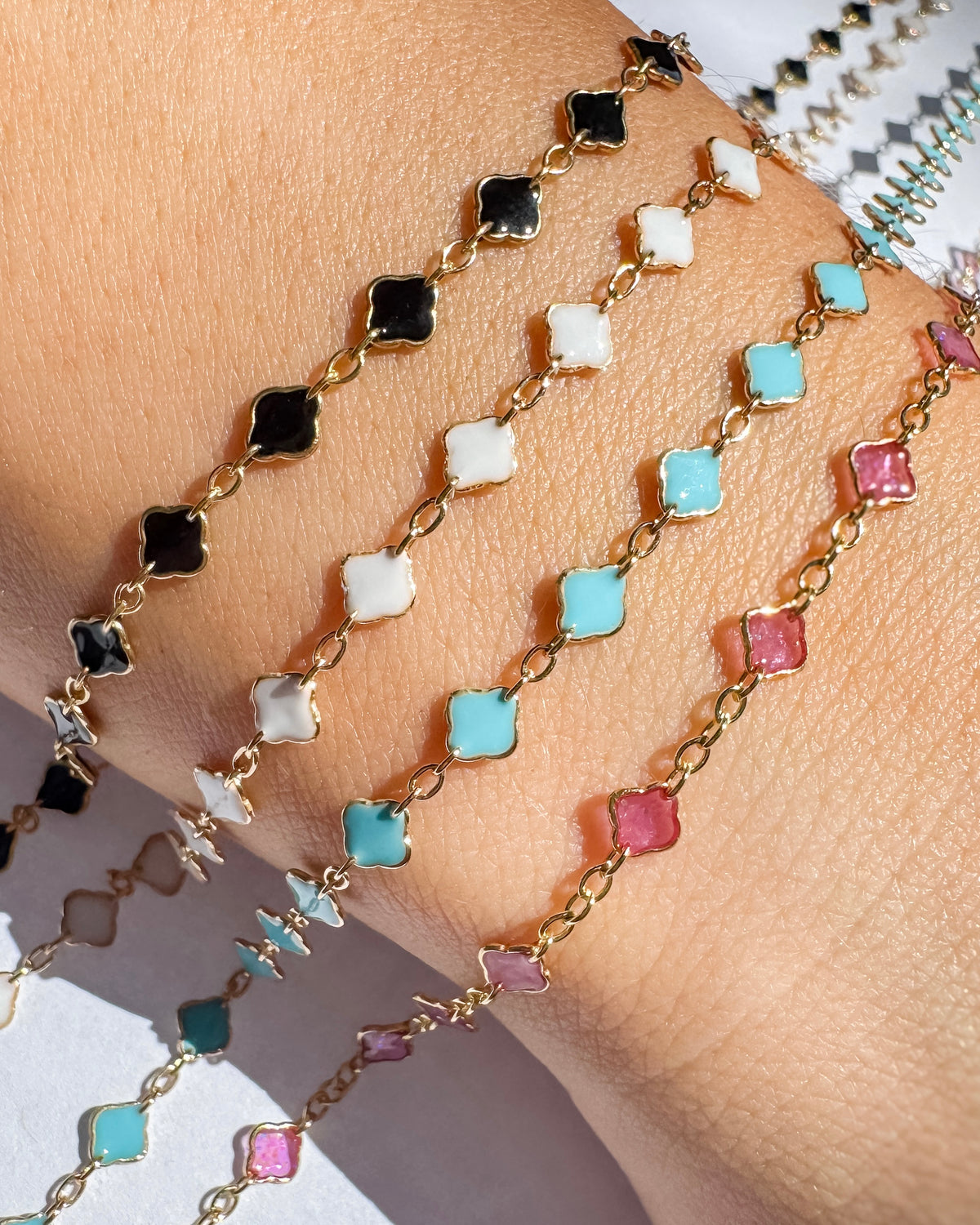 Clover Chain - White Italian Enamel
