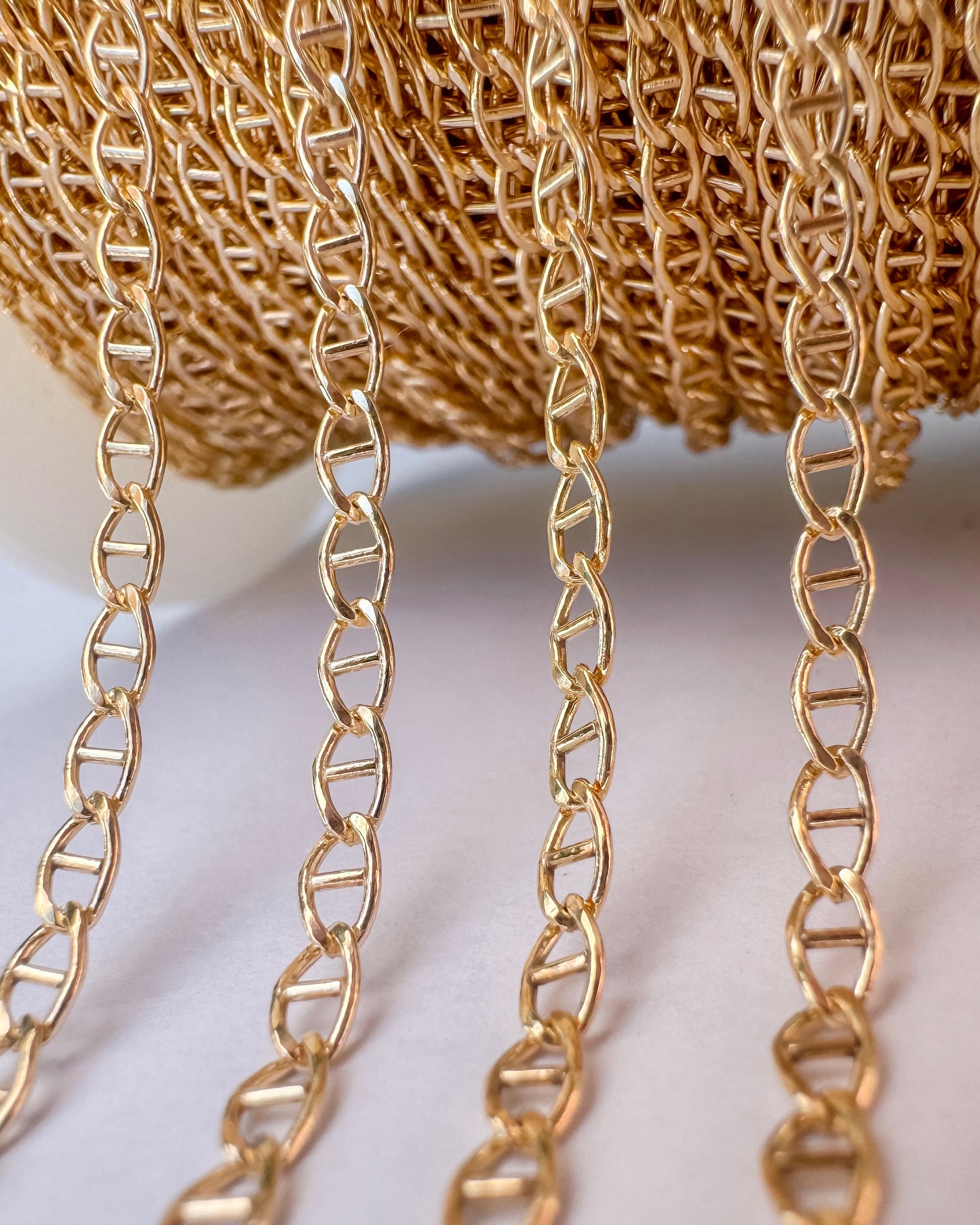 Flat Smooth Mariner Chain