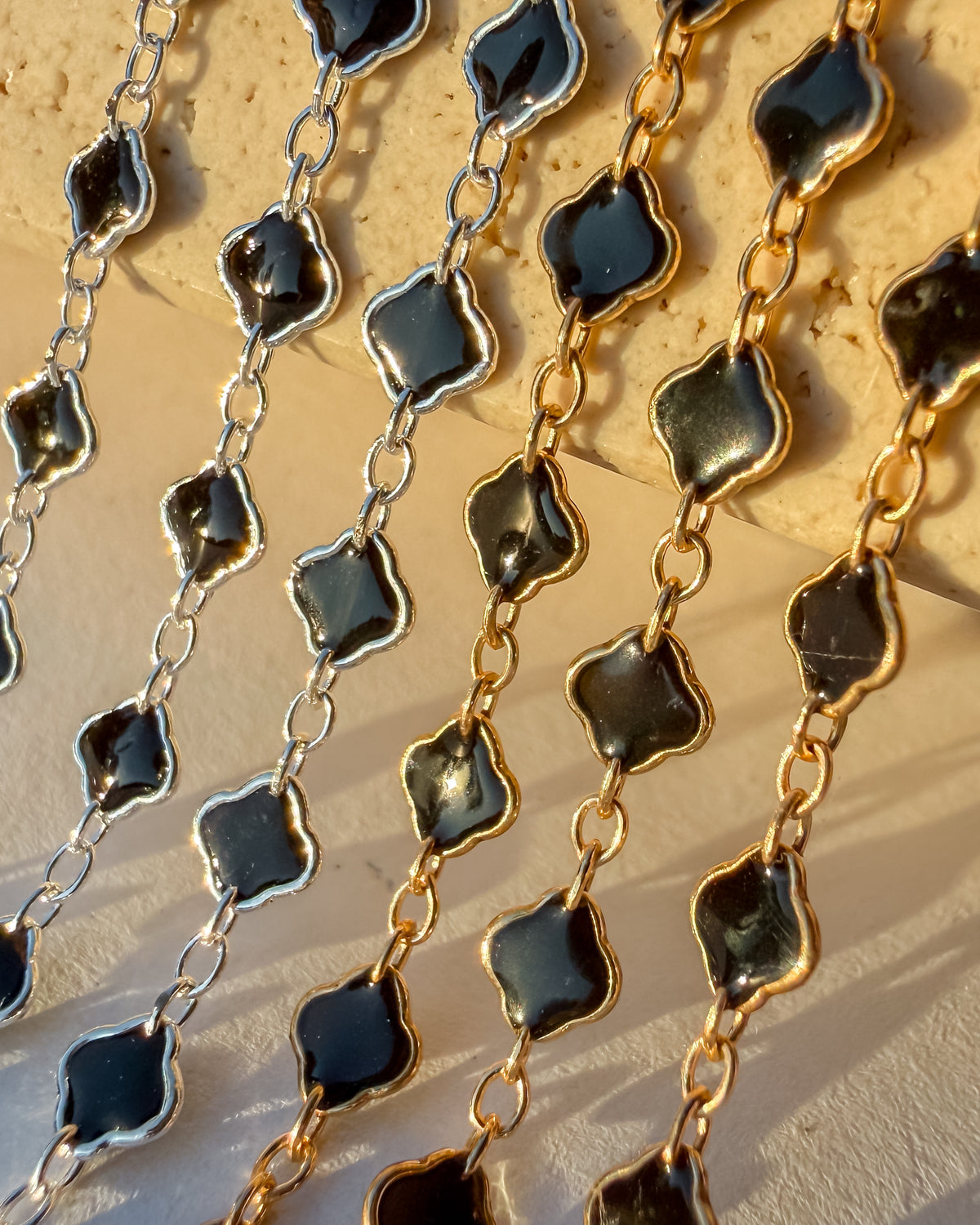 Clover Chain - Black Italian Enamel - C108
