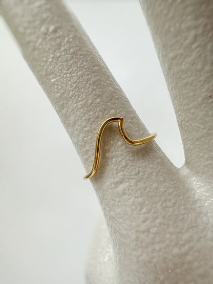 Wave Stacking Ring